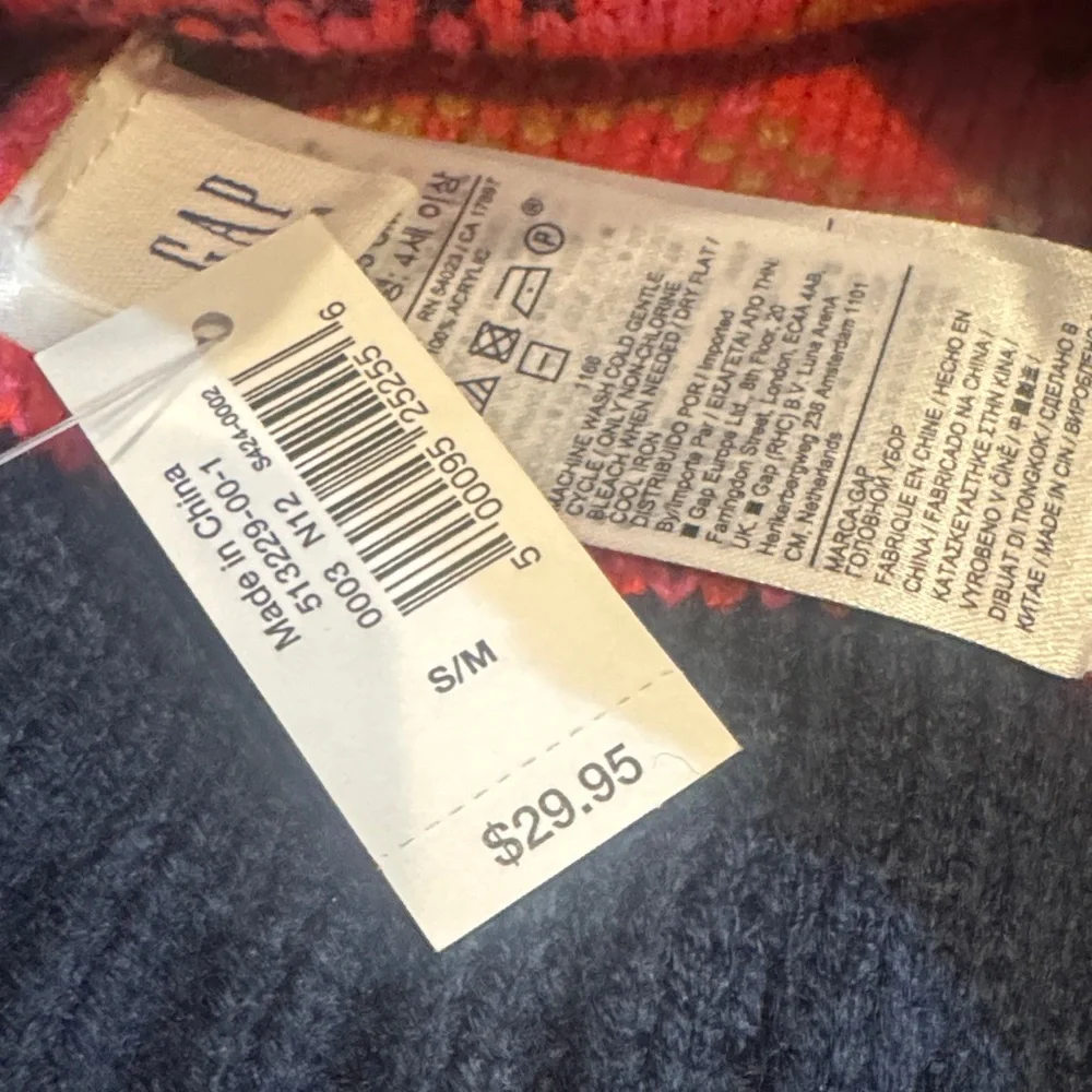 GAP‎ Multicolor Knit Beanie with Black Pom Pom kids S/M